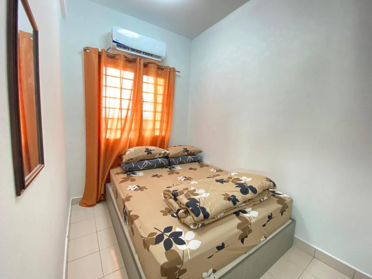 Homestay Juta Mines Seri Kembangan Balakong Serdang Lama 외부 사진